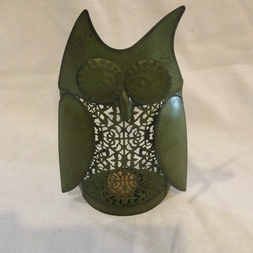 Farmhouse Sage Green Owl Tealight Candleholder - EXCELLENT CONDITION